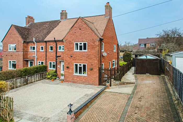 3 Bedroom Semi-Detached House For Sale In South Road, Kingsclere, Newbury, Hampshire, RG20