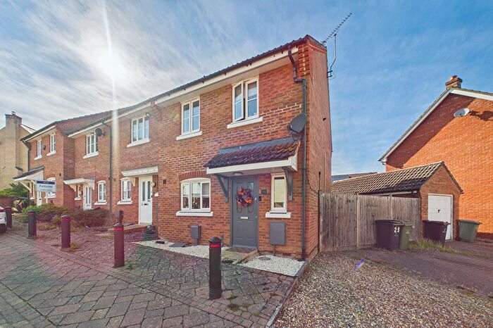 3 Bedroom End Terrace House For Sale In Comfrey Way, Thetford, IP24