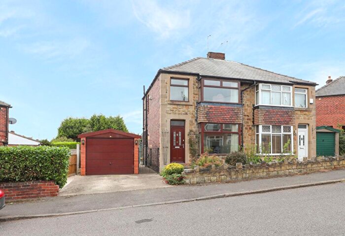 3 Bedroom Semi-Detached House For Sale In Coalbrook Avenue, Sheffield, S13