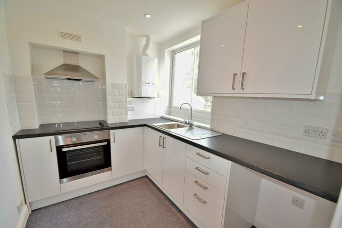 1 Bedroom Flat To Rent In Winchester City Centre, SO23