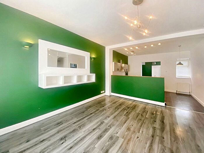 2 Bedroom Flat To Rent In Rothesay Terrace, Bedlington, NE22