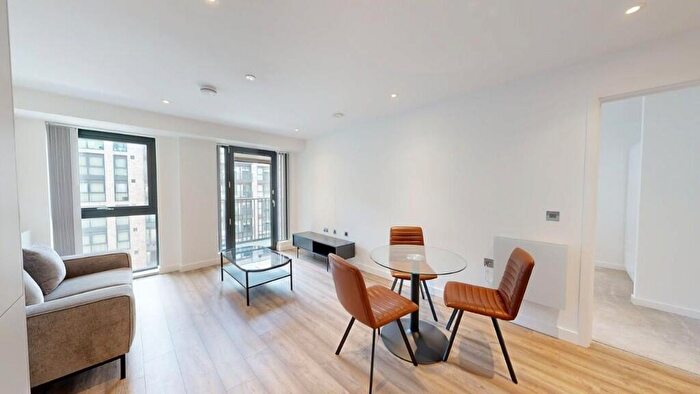 1 Bedroom Flat To Rent In Apt., Herschel Street, Slough, SL1