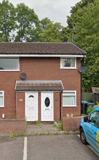 2 Bedroom Maisonette To Rent In Heather Close, Runcorn, WA7
