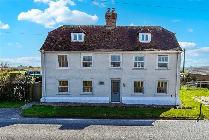 3 Bedroom Detached House For Sale In Dymchurch Road, New Romney, Kent, TN28