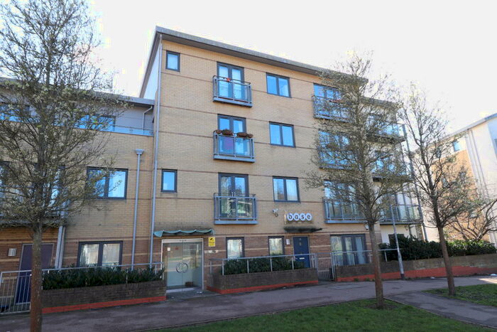 2 Bedroom Apartment To Rent In The Base - Brentwood, CM14