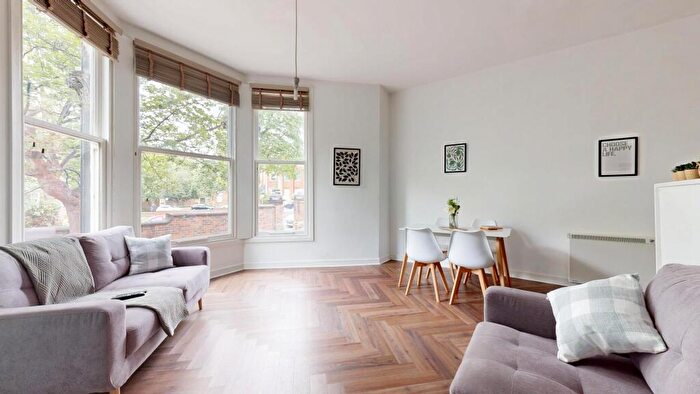 4 Bedroom House To Rent In Hyde Terrace, Leeds, LS2