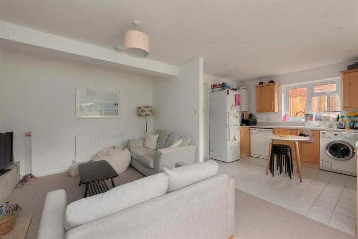 2 Bedroom Semi-Detached Bungalow For Sale In Sandpiper Road, Whitstable, CT5