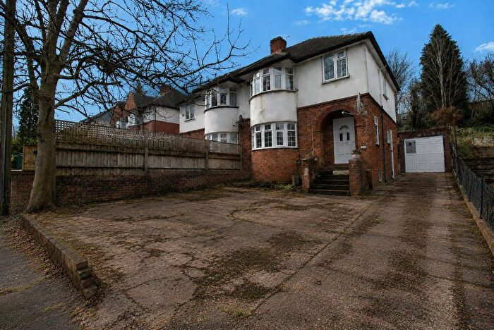3 Bedroom Semi-Detached House To Rent In Desborough Avenue, High Wycombe, HP11