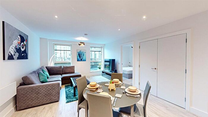 1 Bedroom Apartment To Rent In Atelier Building, Carmine, Chapel Street, Salford, M3