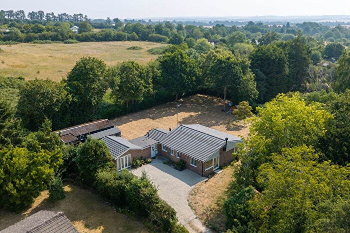 4 Bedroom Detached House For Sale In Bakers Lane, Brightwell-Cum-Sotwell, OX10