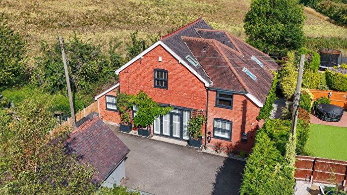 4 Bedroom Detached House For Sale In Birmingham Road, Marlbrook, B61