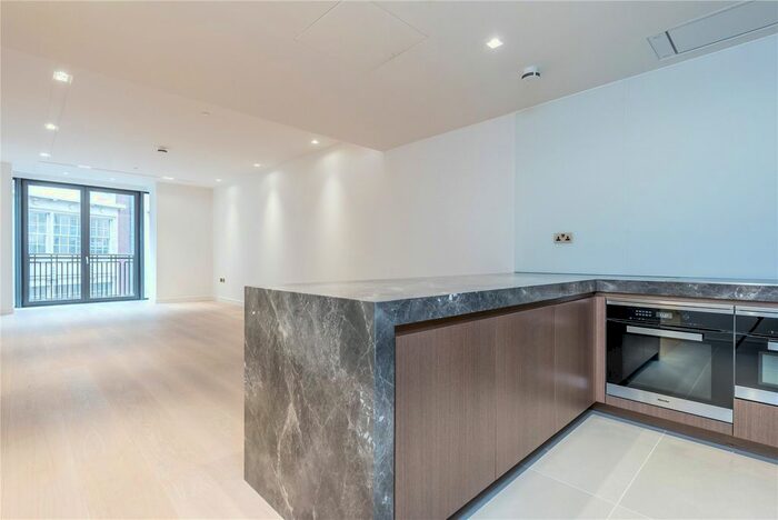 2 Bedroom Flat To Rent In Portugal Street, London, WC2A