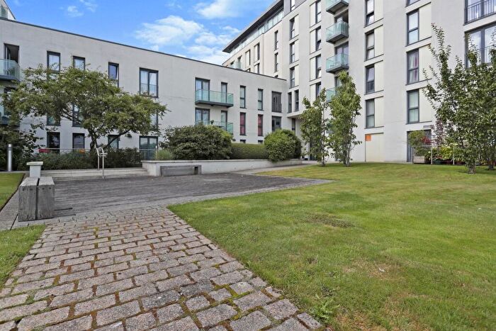 1 Bedroom Apartment To Rent In The Hayes, Cardiff City Centre, Cardiff, CF10