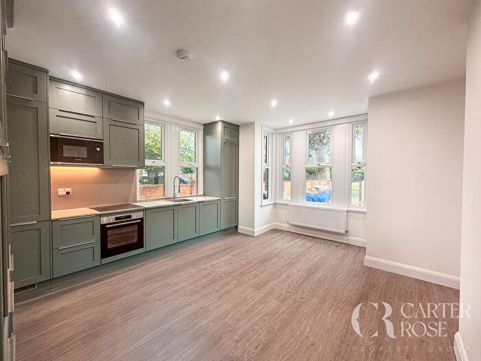 3 Bedroom Flat To Rent In Piermont Road, London, SE22