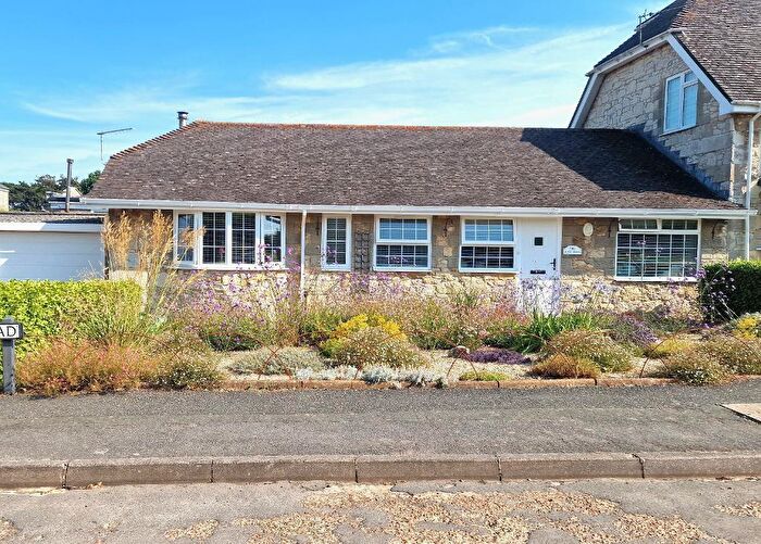 3 Bedroom Semi-Detached House For Sale In Howgate Road, Bembridge, Isle Of Wight, PO35