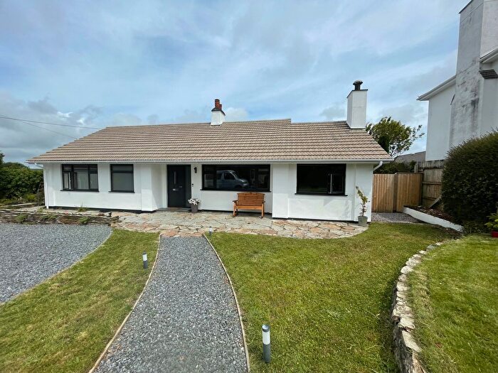 4 Bedroom Detached Bungalow To Rent In Bissoe Road, Truro, TR3