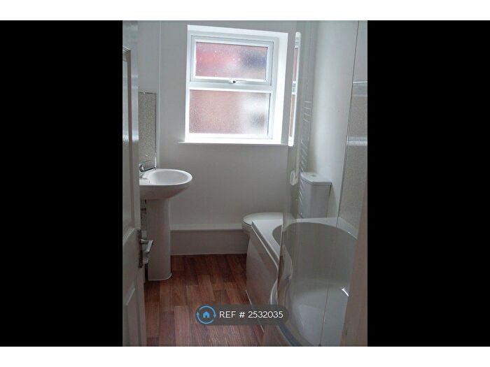 3 Bedroom Flat To Rent In Dalton Road, New Brighton, CH45