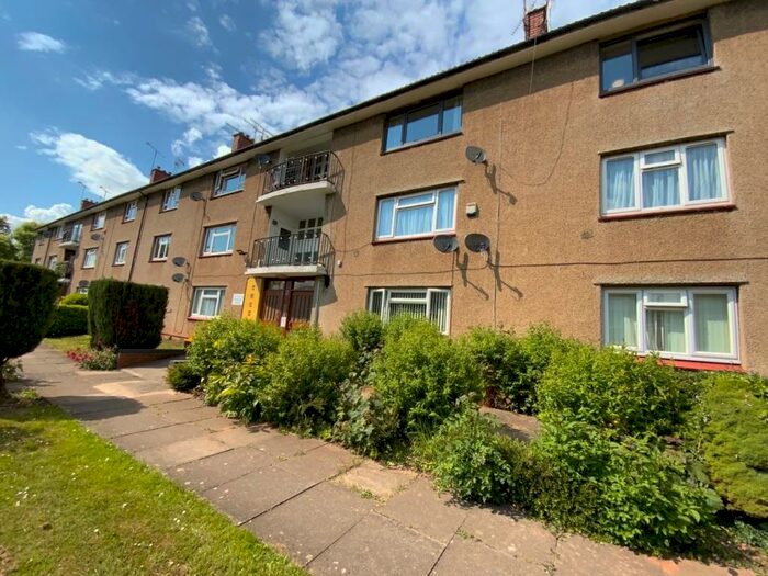 2 Bedroom Flat To Rent In Packington Avenue Allesley Coventry, CV5