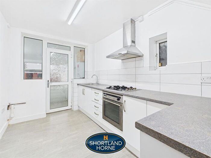 3 Bedroom End Terrace House For Sale In Beake Avenue, Radford, Coventry, CV6