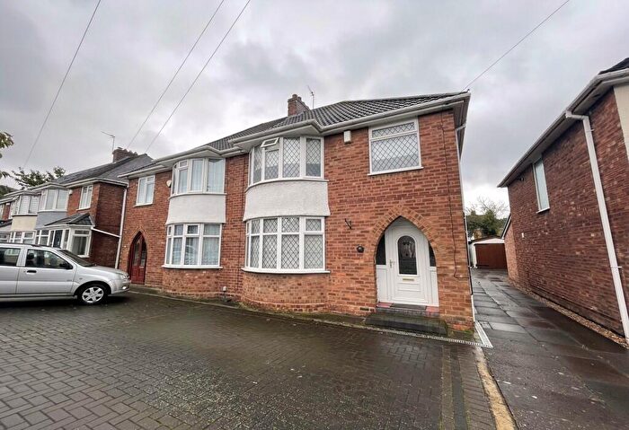 3 Bedroom Semi-Detached House To Rent In Whateley Crescent, Birmingham, West Midlands, B36