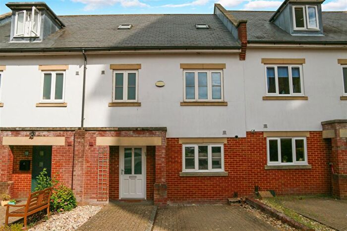 4 Bedroom Town House For Sale In Blenheim Mews, Shenley, WD7