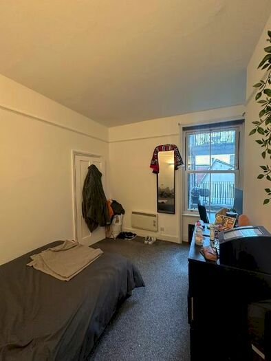 2 Bedroom Flat To Rent In Edgeley Rd, Clapham, SW4