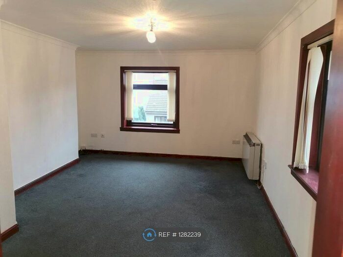 2 Bedroom Flat To Rent In Kilcreggan View, Greenock PA15