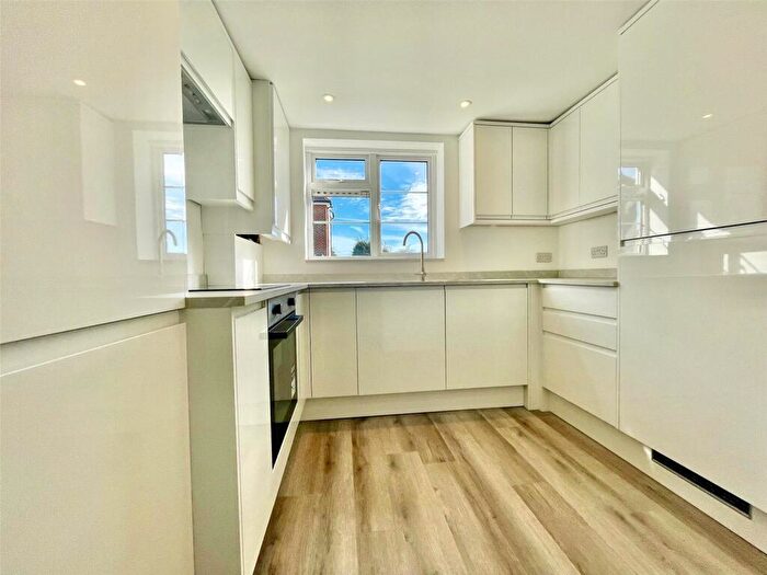 2 Bedroom Apartment To Rent In Merino Place, Sidcup, Kent, DA15