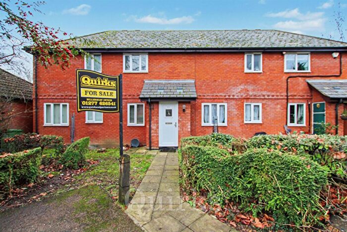 1 Bedroom Terraced House For Sale In Spruce Close, Steeple View, Laindon, Essex, SS15