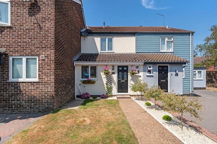 3 Bedroom Terraced House For Sale In Chestnut Avenue, Spixworth, NR10