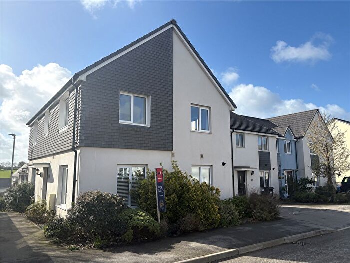 4 Bedroom Detached House For Sale In Long Field Road, Launceston, Cornwall, PL15