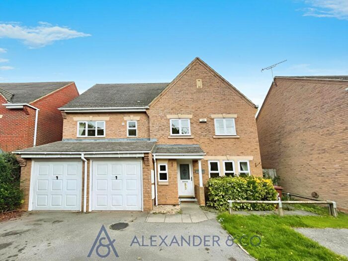 6 Bedroom Detached House To Rent In Lucerne Avenue, OX26