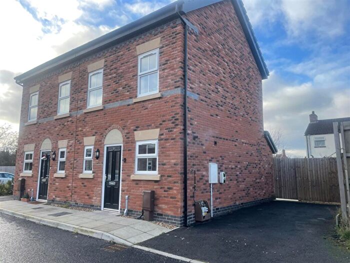 3 Bedroom Semi-Detached House To Rent In Britannia Close, Crewe, Cheshire, CW1