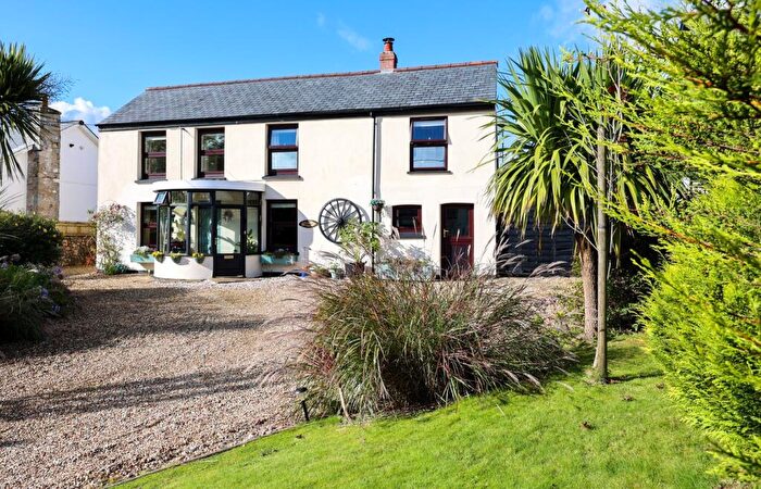 4 Bedroom Detached House For Sale In Trethurgy, St. Austell, PL26