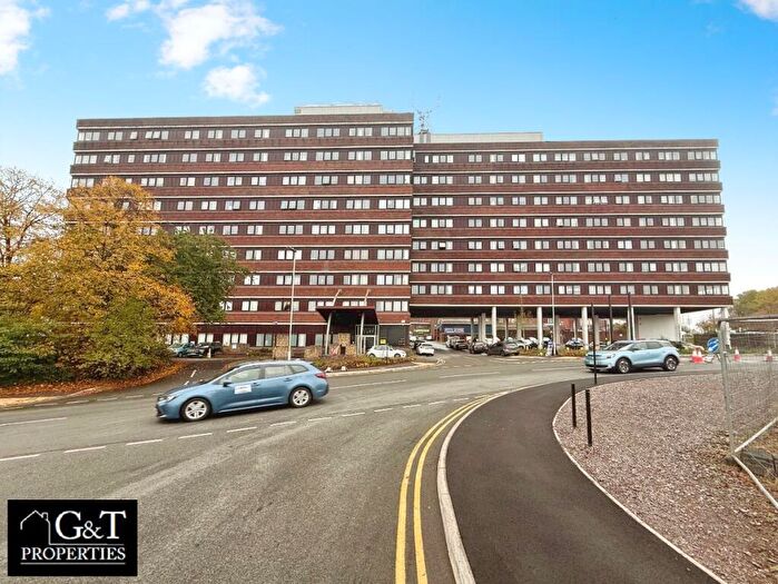 2 Bedroom Apartment To Rent In Castle Court, The Minories, Dudley, DY2