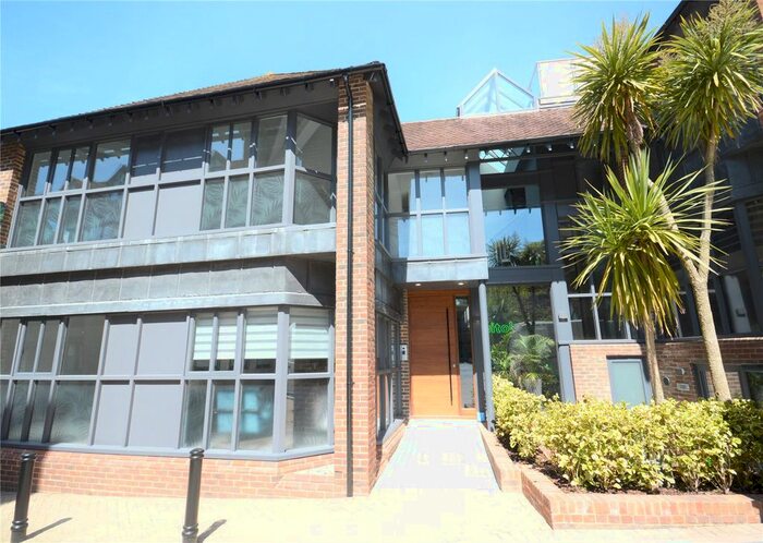1 Bedroom Flat To Rent In Old Station Approach, Winchester, SO23