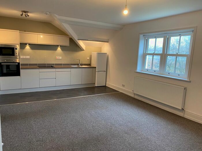 2 Bedroom Flat To Rent In Parkfield Rd, Liverpool, L17