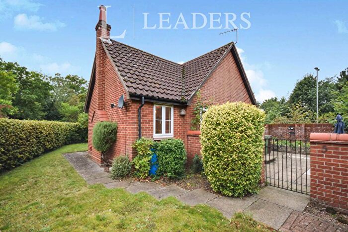 2 Bedroom Detached House To Rent In Cringleford, Norwich, NR4