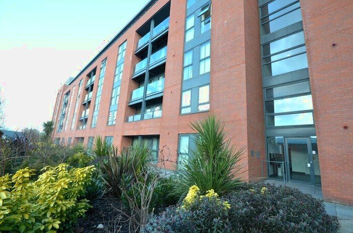 2 Bedroom Apartment To Rent In Quebec Building, Manchester City Centre, Manchester, M3