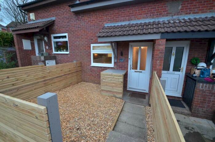 1 Bedroom Terraced House To Rent In Tintagel Close, Thornhill, Cardiff, CF14