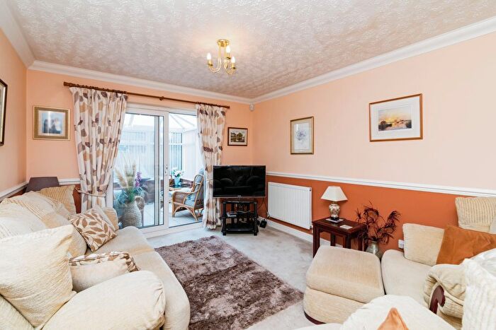 2 Bedroom Bungalow For Sale In Will Rede Close, Beccles, NR34