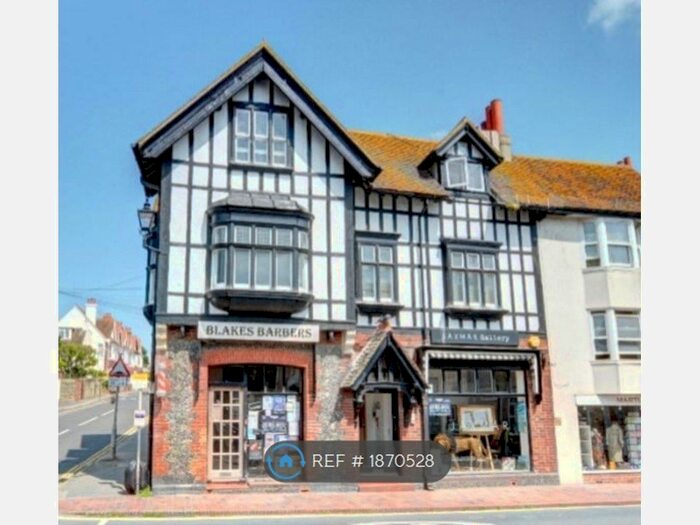 2 Bedroom Flat To Rent In High Street, Rottingdean, Brighton, BN2