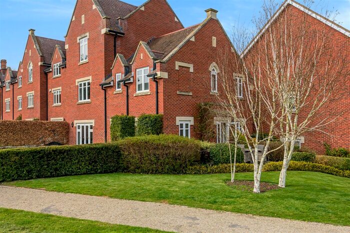 2 Bedroom End Of Terrace House To Rent In Summers Place, Stane Street, Billingshurst, West Sussex, RH14