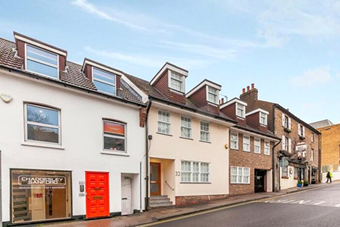 1 Bedroom Apartment To Rent In Castle Street, Guildford, GU1