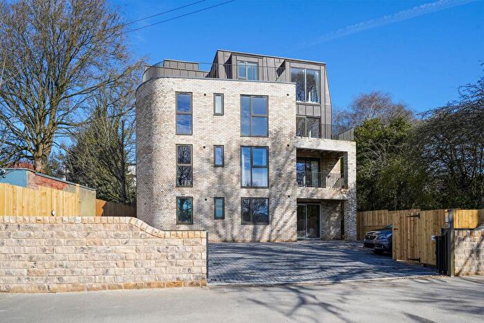 2 Bedroom Apartment For Sale In Apartment Lydgate Green, Lydgate Lane, Crosspool, S10