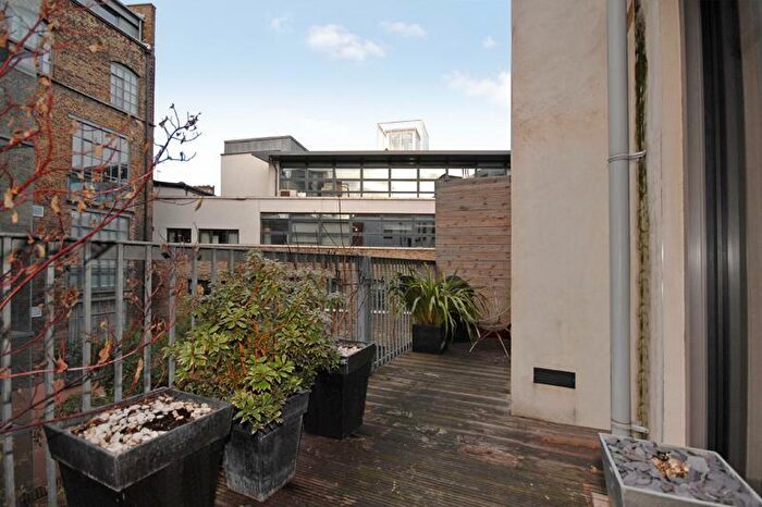 1 Bedroom Apartment To Rent In St. John Street, EC1M