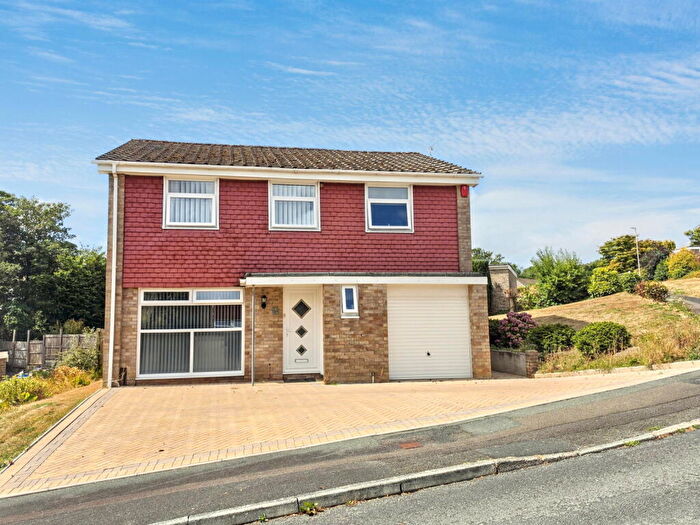 4 Bedroom Detached House For Sale In Pendennis Close, Hartley Vale, Plymouth, PL3