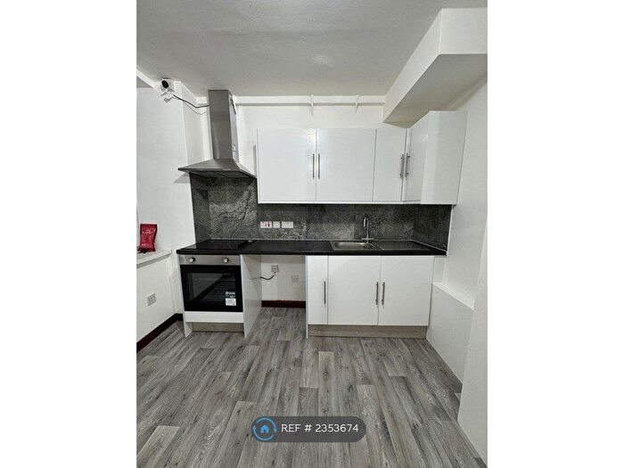 Studio To Rent In Edmonton Hostel, London, N9