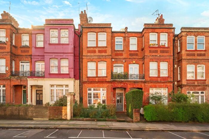 6 Bedroom Terraced House For Sale In Lithos Road, London, NW3