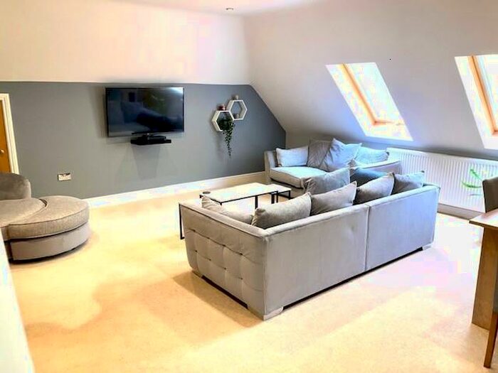 3 Bedroom Apartment To Rent In Terrace Road South, Binfield, RG42